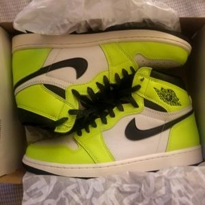 Jordan 1 Volt High